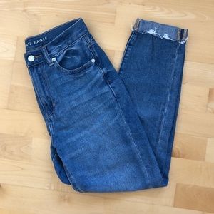 American Eagle High Rise Medium Wash Mom Jeans